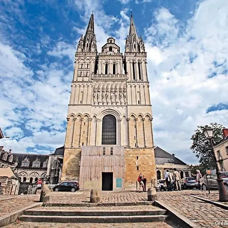 Le Khalo - Chateau D'angers - La Bonne Marienne * Angers