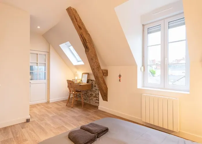 Le Khalo - Chateau D'angers - La Bonne Marienne * Angers