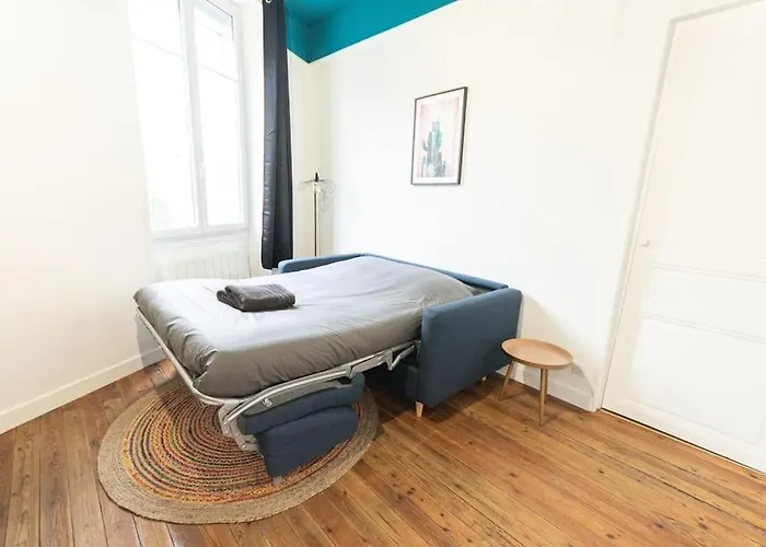 Le Khalo - Chateau D'angers - La Bonne Marienne * Angers